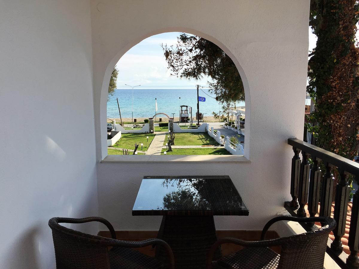 Georgalas Sun Beach Rooms Nea Kallikrateia Экстерьер фото
